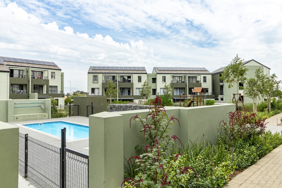 1 Bedroom Property for Sale in Jakarandas Western Cape